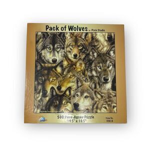 SunsOut Pack Of Wolves 500 Jigsaw Puzzle Pixie Studio 19.5 X 19.5 Used Complete